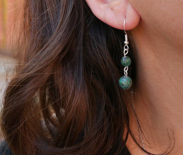 Boucles d'oreilles pendantes à 2 boules en Turquoise Africaine et arbre de vie, Made in France