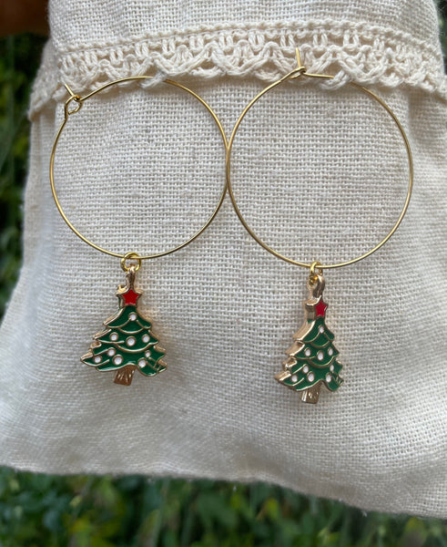 Boucles d'oreilles créoles forme Sapin de Noël