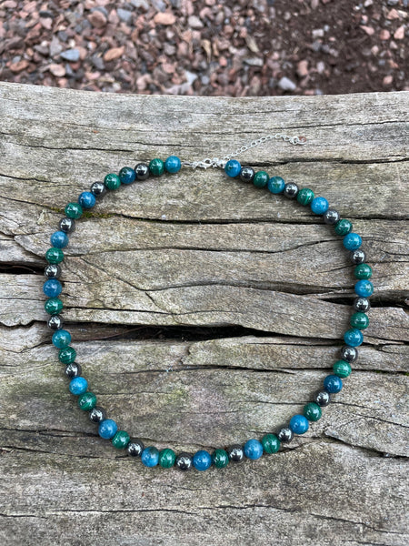 Collier de lithothérapie en Malachite, Hématite et Apatite, Made in France
