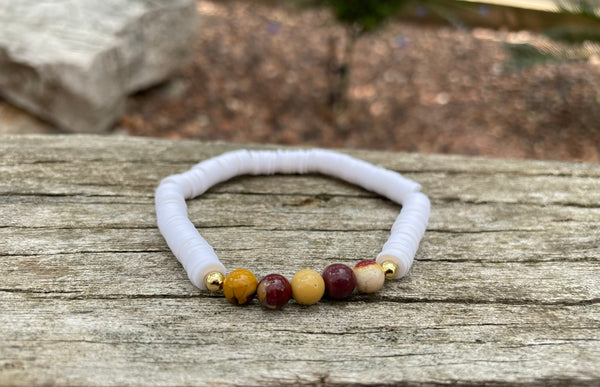 Bracelet élastique de lithothérapie en Jaspe Mokaïte ou Mookaite et perles Heishi, Made in France
