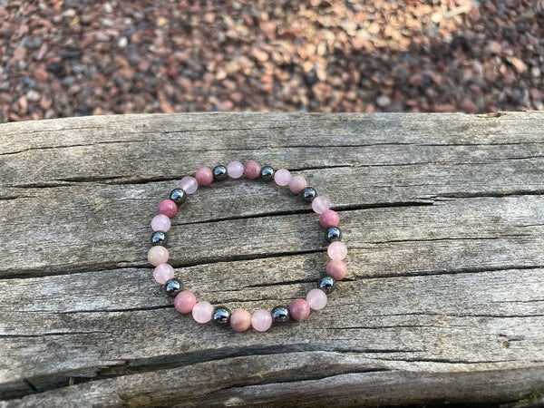 Bracelet élastique de Lithothérapie "Triple Protection" Quartz Rose, Hématite et Rhodochrosite, Made in France