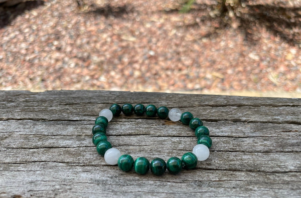 Bracelet en pierres naturelles en Malachite et Cristal , Made in France
