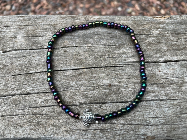 Chaîne de cheville en perles et tortue de mer