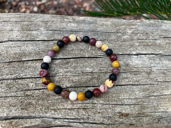 Bracelet élastique Lithothérapie en Jaspe Mokaïte ou Mookaite et Agate noire, Made in France