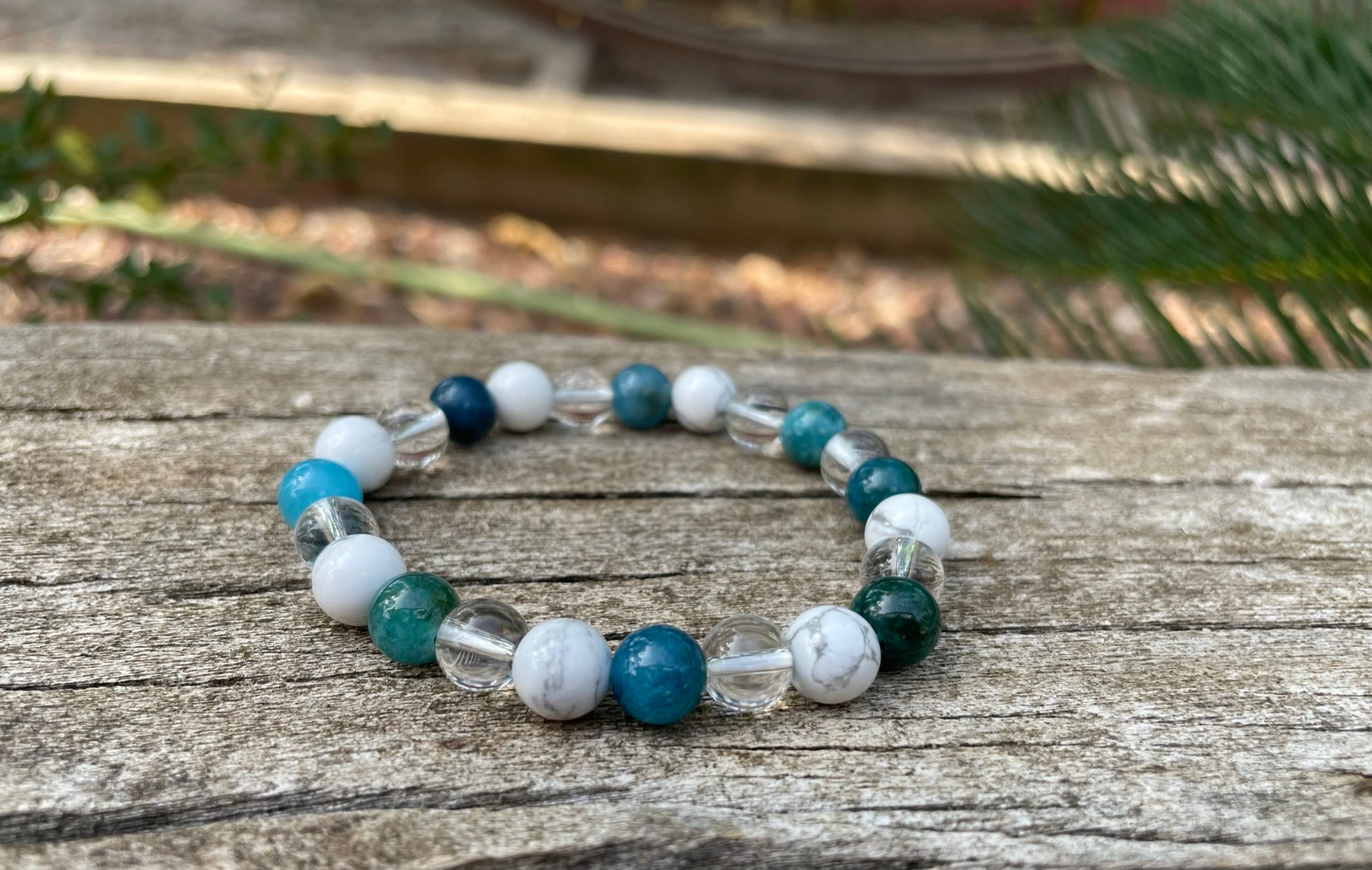 Bracelet de Lithothérapie Minceur en Howlite naturelle, Cristal et Apatite, Made in France