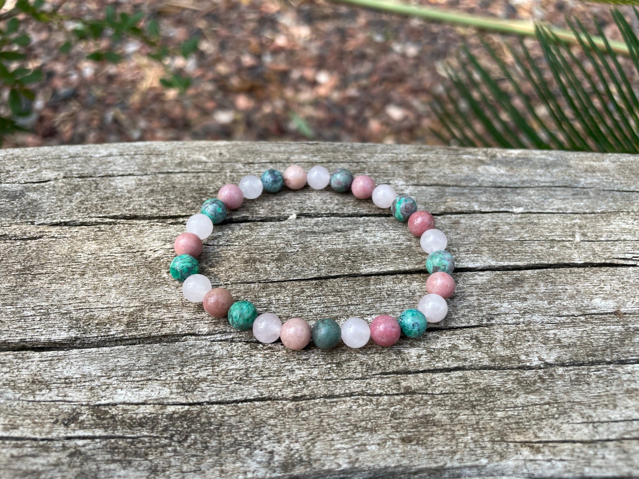 Bracelet élastique Triple protection de Lithothérapie  Quartz Rose, Turquoise Africaine et rhodochrosite, Made in France