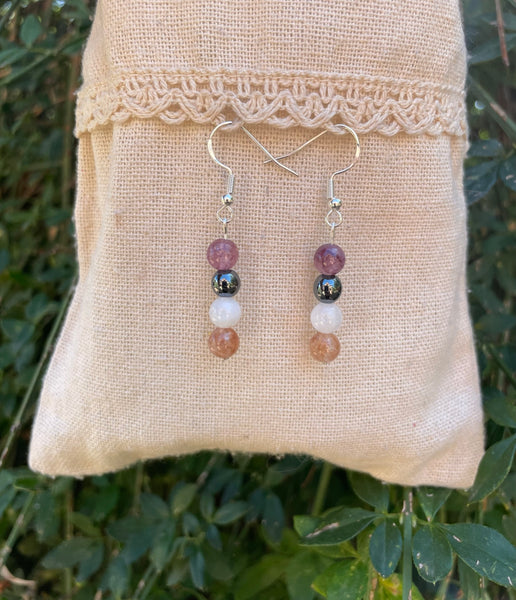 Boucles d'oreilles pendantes en Lépidolite, Pierre du Soleil, Hématite et Pierre de Lune, Made in France