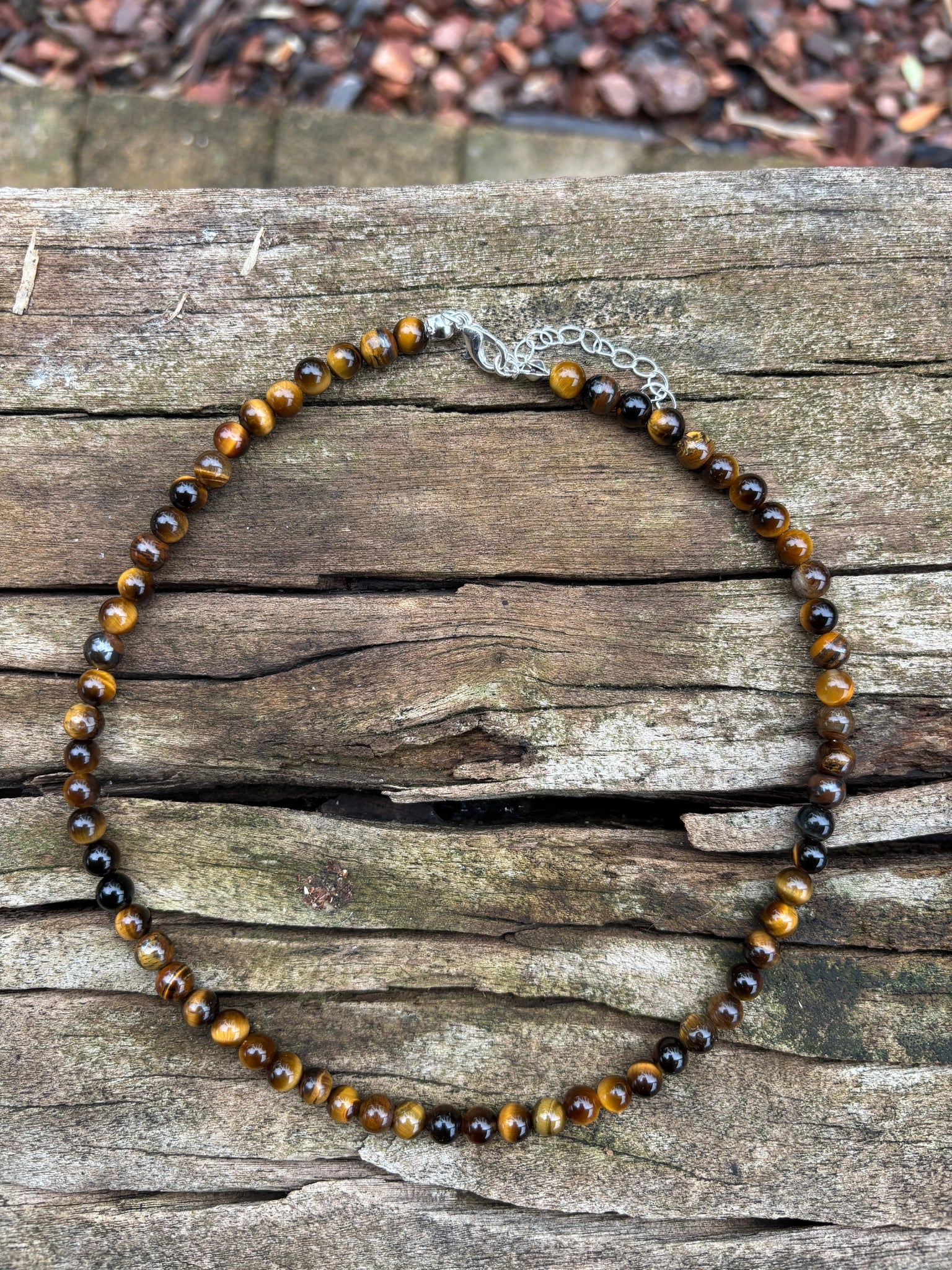 Collier ou Ras de cou en Oeil de Tigre naturel, Lithothérapie