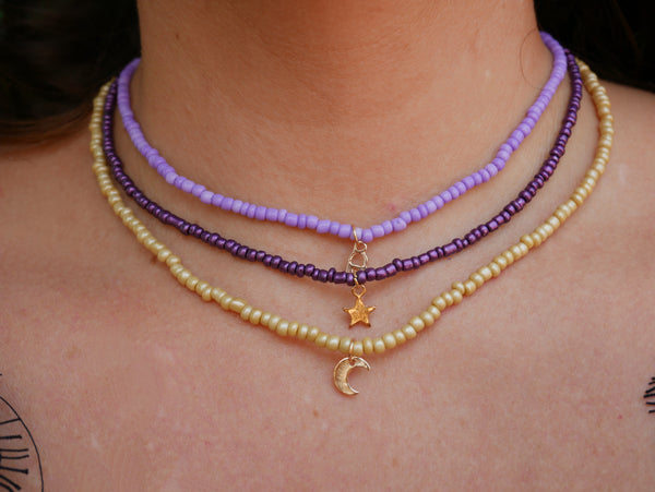 Ensemble de 3 colliers en perles de rocaille Violet et doré