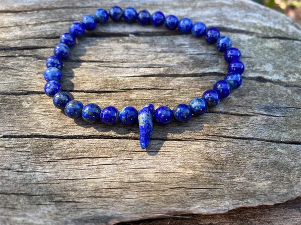 Bracelet élastique de lithothérapie en Lapis Lazuli et perle forme chips