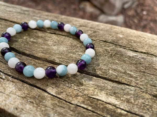 Bracelet spécial ménopause en Pierre de Lune, Améthyste et Calcédoine, Made in France