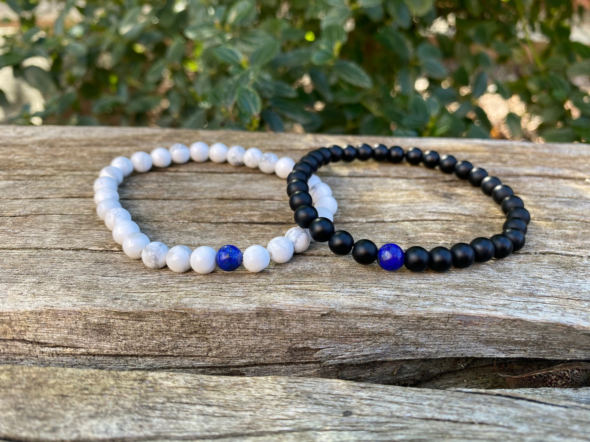 Bracelets élastiques de distance, de couple en Agate noire, Howlite blanche et Lapis Lazuli