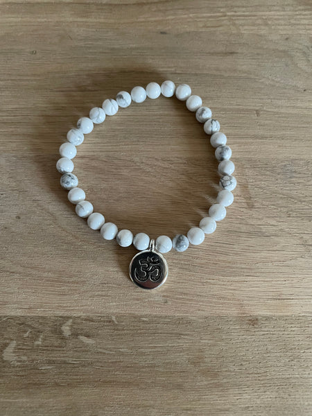 Bracelet élastique Lithothérapie en Howlite naturelle