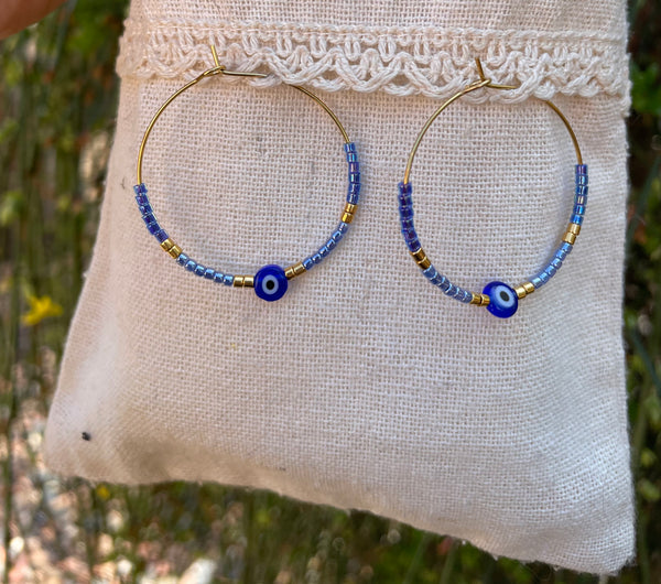 Boucles d'oreilles créoles en perles et Oeil Nazar Boncuk