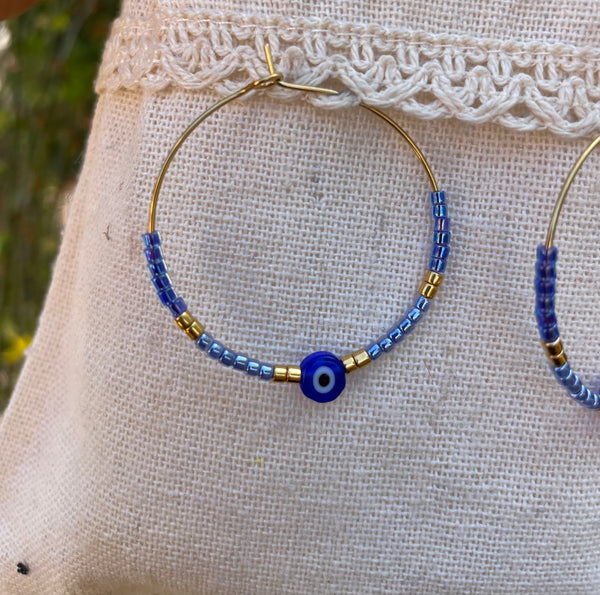 Boucles d'oreilles créoles en perles et Oeil Nazar Boncuk