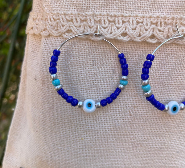 Boucles d'oreilles créoles en perles et Oeil Nazar Boncuk