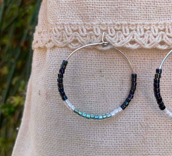 Boucles d'oreilles créoles en perles Miyuki