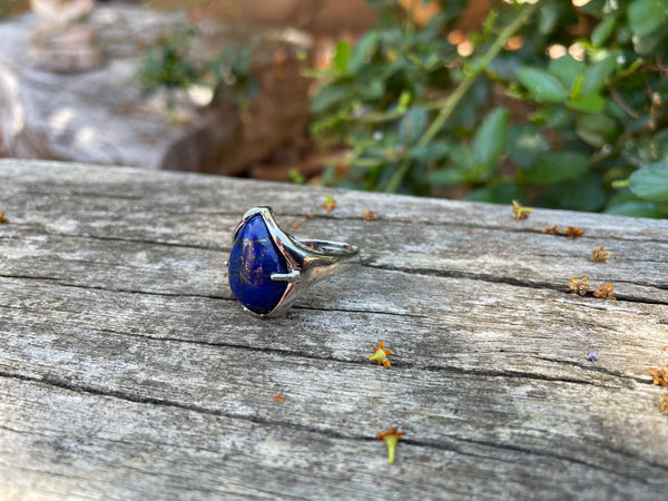 Bague réglable forme goutte en Lapis Lazuli naturel