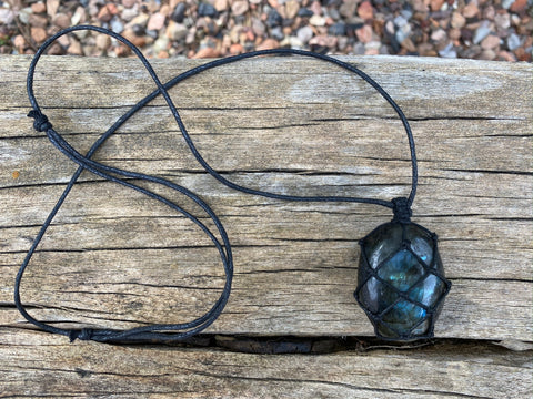 Collier réglable avec Pendentif de protection en labradorite, Lithothérapie