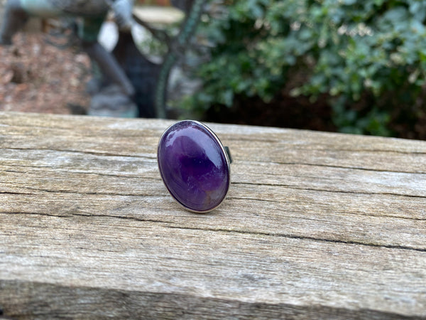 Bague réglable ovale en Améthyste naturelle