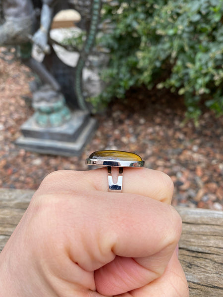Bague réglable Pierre ovale en Oeil de Tigre naturel