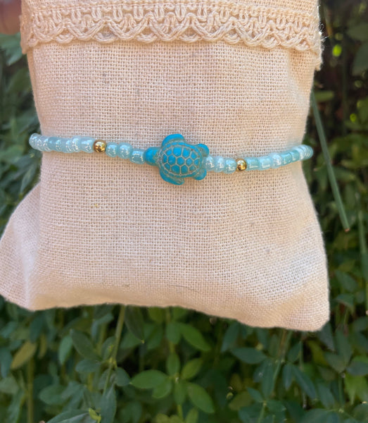 Chaîne de cheville perles et tortue de mer