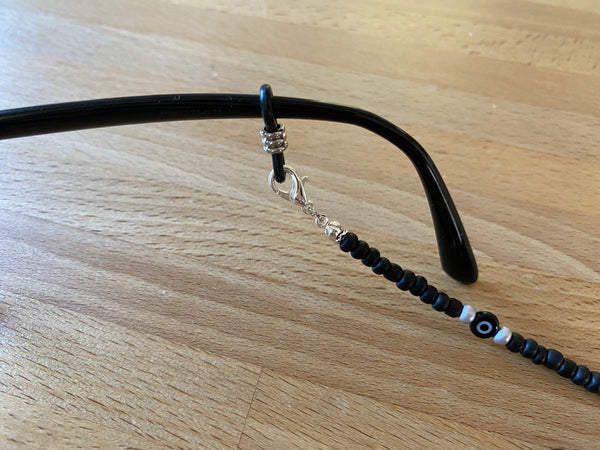 Chaîne, cordon à lunettes de soleil, perles noires fumées et Oeil Turc Nazar Boncuk