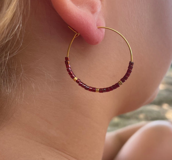 Boucles d'oreilles créoles dorées en perles Miyuki