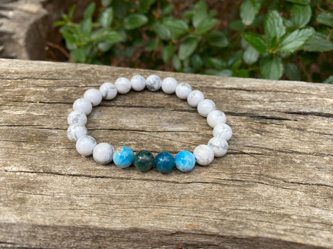 Bracelet élastique de lithothérapie en Howlite Blanche et Apatite naturelle