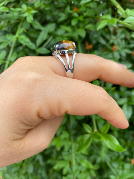 Bague réglable ronde en Oeil de Tigre naturel