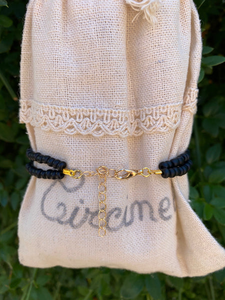 Chaîne de cheville en coquillages Cauris et perles rocaille