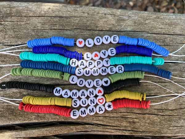 Bracelet multicolore en perles Heishi personnalisable