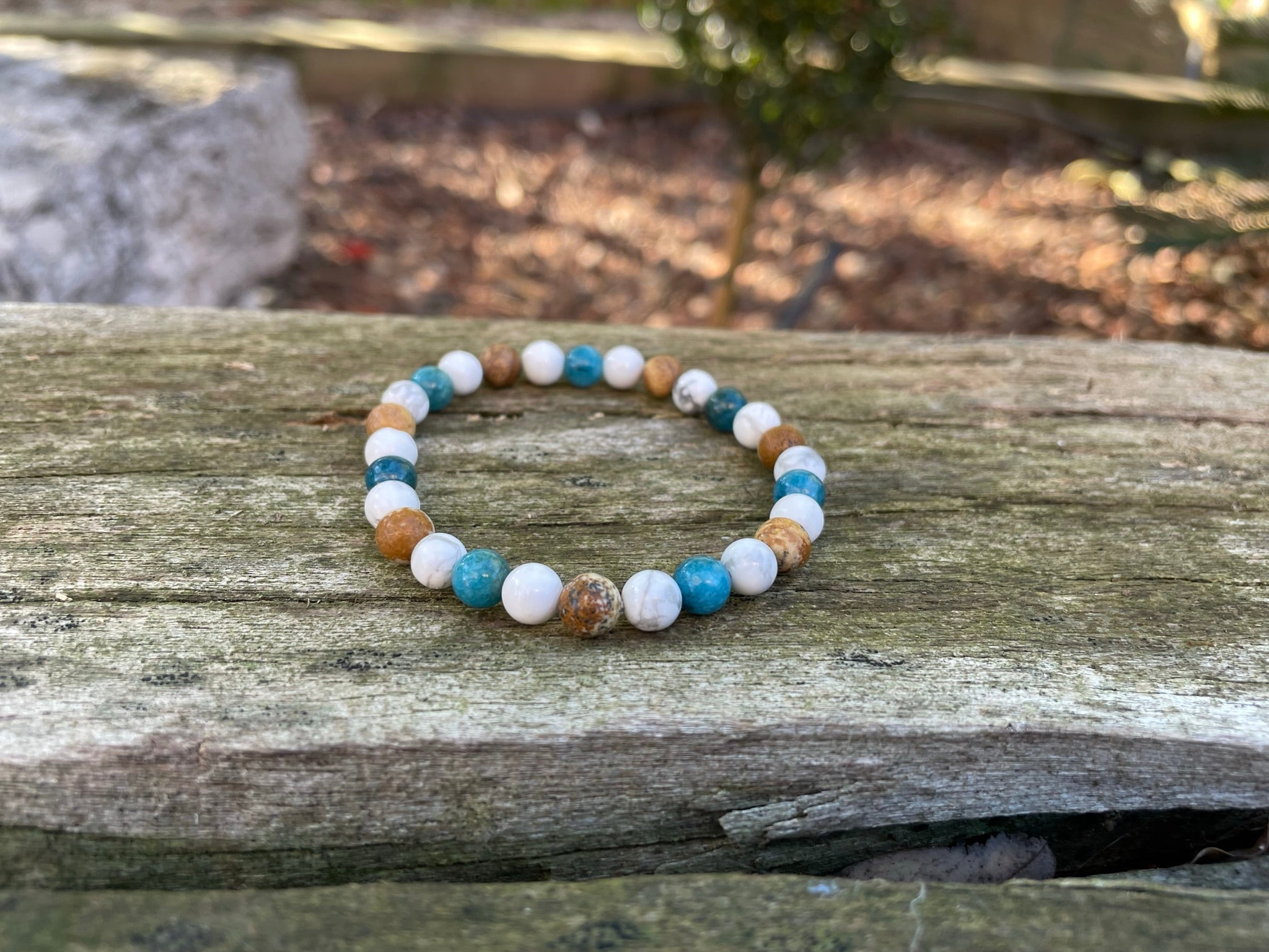 Bracelet élastique de Lithothérapie en Howlite, Jaspe paysage et Apatite