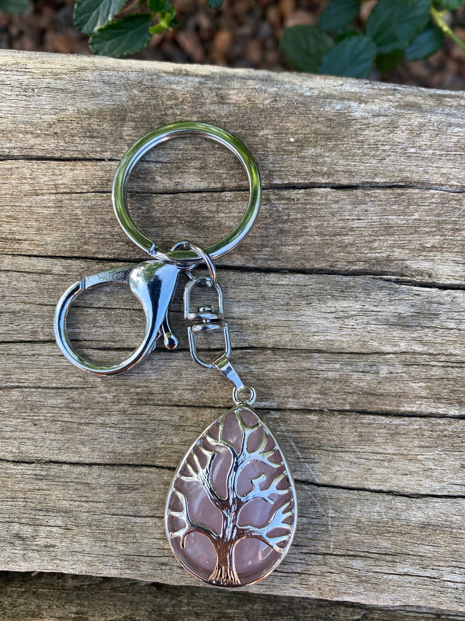 Porte-clefs ou bijou de sac Arbre de vie en Quartz Rose