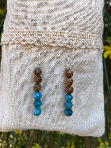 Boucles d'oreilles pendantes en Apatite naturelle et bois wengé
