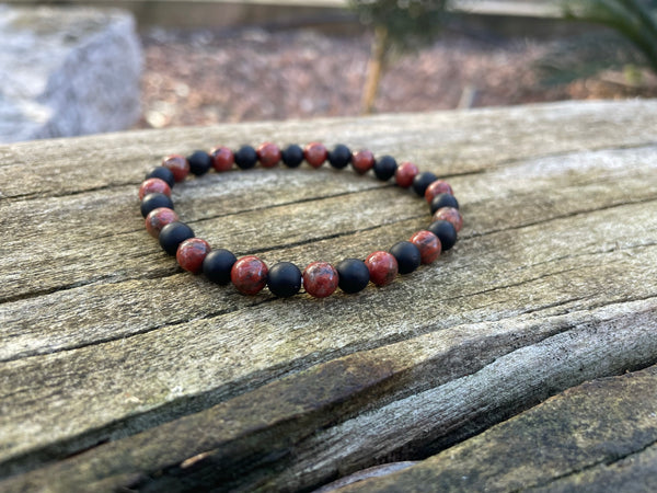 Bracelet élastique en Agate noire mate et Jaspe Rouge