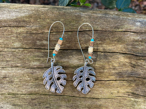 Boucles d'oreilles en métal et perles, motif feuille monstera