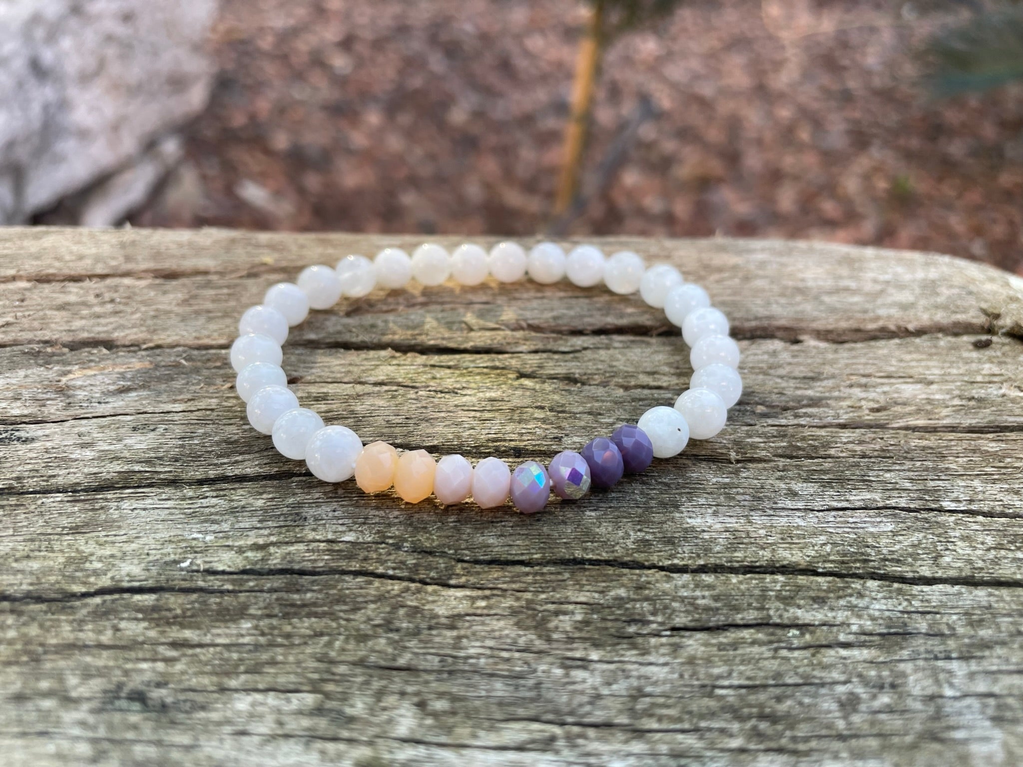 Bracelet élastique de lithothérapie en Pierre de Lune naturelle et perles de verre à facettes forme Oblate