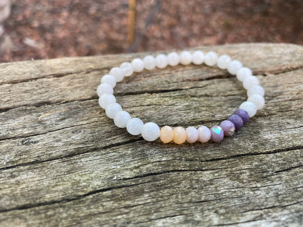 Bracelet élastique de lithothérapie en Pierre de Lune naturelle et perles de verre à facettes forme Oblate