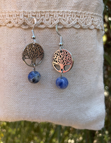 Boucles d'oreilles pendantes en Sodalite et arbre de vie, Made in France