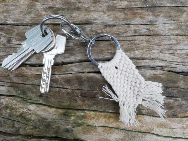 Porte-clés ou bijoux de sac à main en coton macramé beige, cadeau déménagement