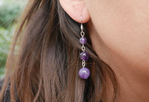Boucles d'oreilles pendantes à 3 boules en Améthyste naturelle