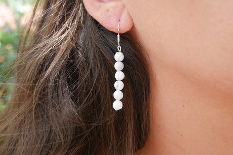 Boucles d'oreilles pendantes en Howlite naturelle