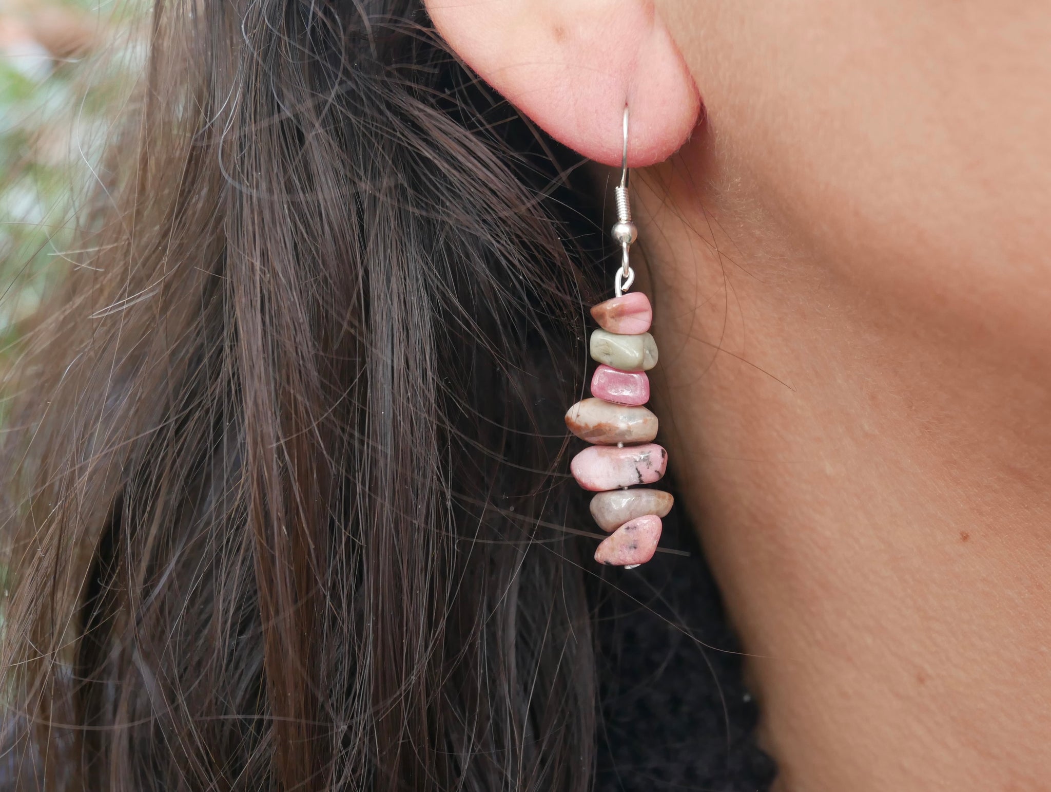 Boucles d'oreilles pendantes en Rhodonite, perles chips