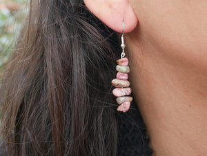 Boucles d'oreilles pendantes en Rhodonite, perles chips
