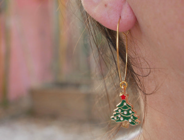 Boucles d'oreilles créoles forme Sapin de Noël